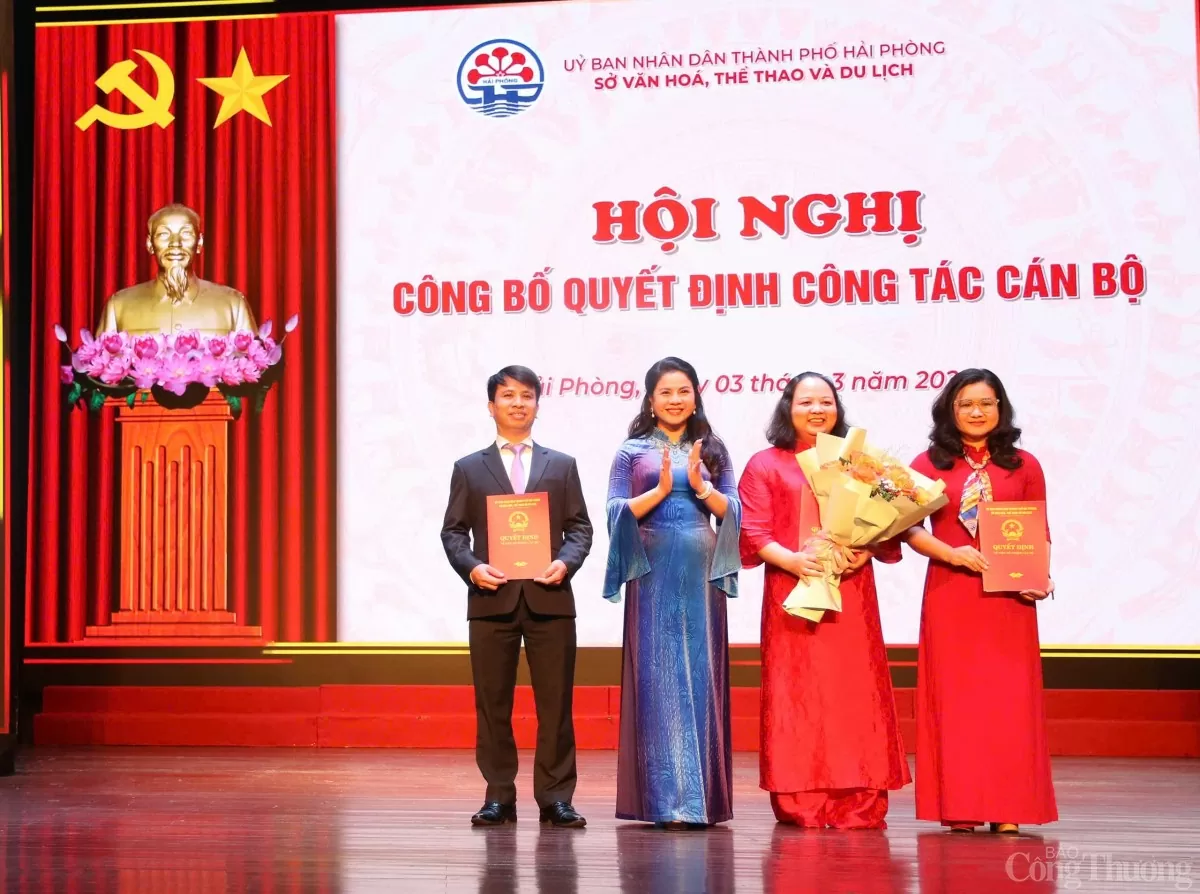 Hải Phòng: Công bố các quyết định về công tác cán bộ