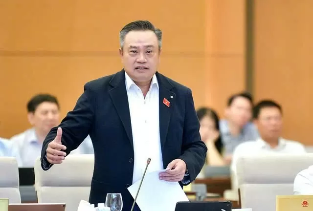 Hà Nội tạm dừng, tiếp nhận công chức ngoài thành phố