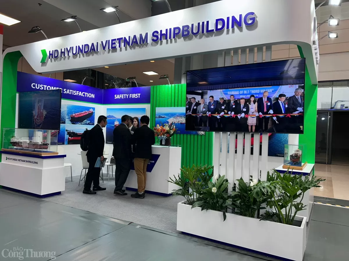 Các gian trưng bày tại triển lãm năm nay đa dạng lĩnh vực như: Phương tiện và các dịch vụ vận tải hàng hải; Dịch vụ hậu cần hàng hải; Thiết kế; Đăng kiểm; Tư vấn; Đại lý hàng hải; Nghiên cứu và đào tạo hàng hải; Báo chí hàng hải.
