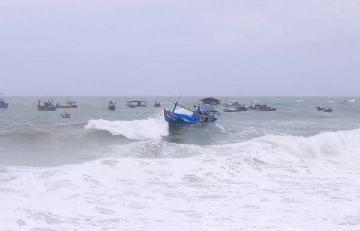 Thời tiết biển hôm nay 7/5/2025: Vịnh Thái Lan có mưa, dông