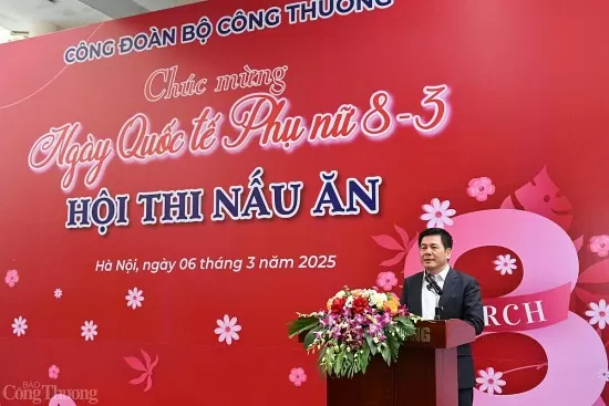 Công đoàn Bộ Công Thương tổ chức thi nấu ăn nhân dịp Ngày Quốc tế phụ nữ 8/3