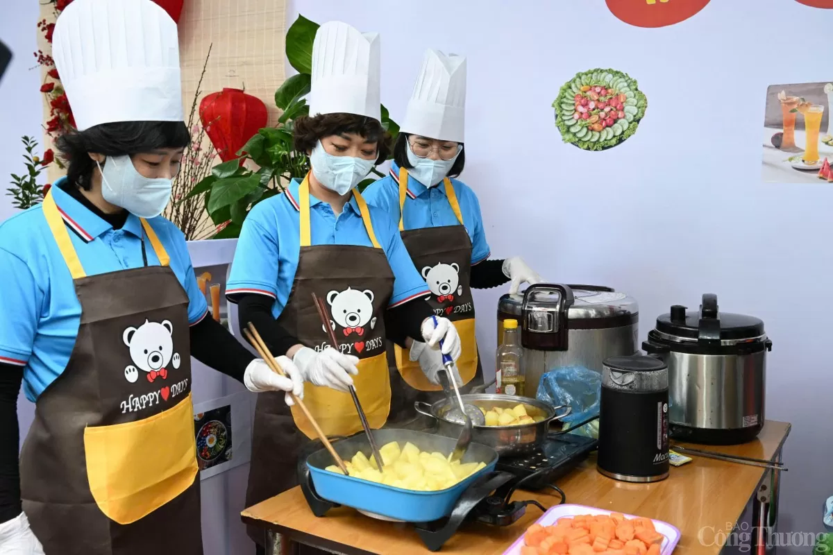 Chùm ảnh: Sôi nổi Hội thi nấu ăn Công đoàn Bộ Công Thương Chùm ảnh: Sôi nổi Hội thi nấu ăn Công đoàn Bộ Công Thương