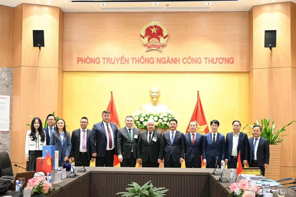 Bộ trưởng Nguyễn Hồng Diên đề nghị sớm lập Ủy ban liên