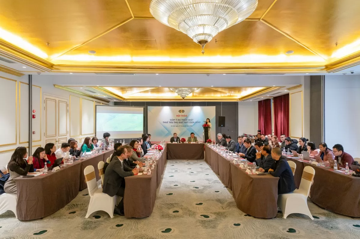 GS, TSKH Nguyễn Mại đề xuất ‘cân nhắc tỷ lệ áp dụng thuế TTĐB với mặt hàng bia, rượu tối đa là 80% và áp dụng từ năm 2028, chứ không phải tỷ lệ tối đa là 90% và áp dụng từ năm 2026 như dự thảo luật’ . Ảnh: NH