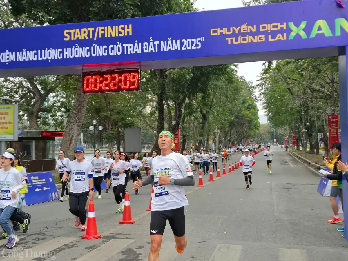 Chùm ảnh: Bộ Công Thương tổ chức giải chạy hưởng ứng Giờ Trái đất 2025