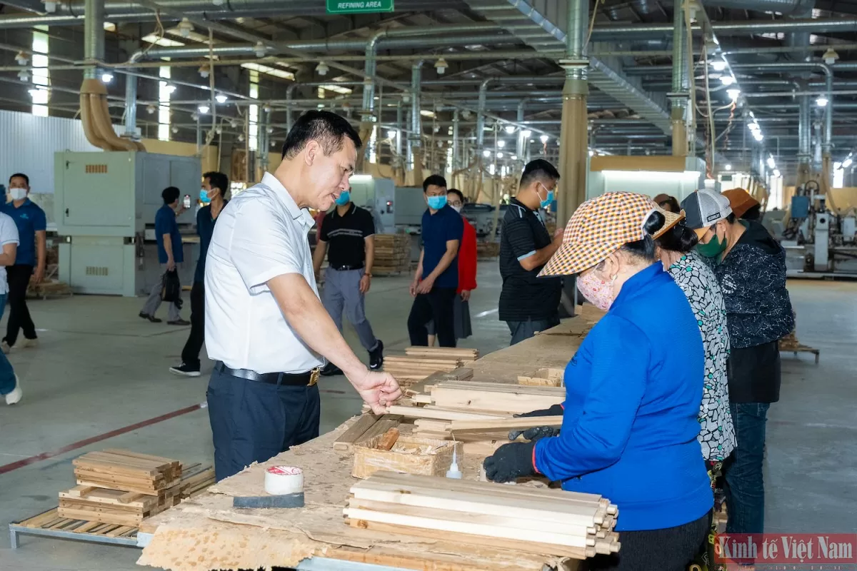 Để đạt mục tiêu xuất khẩu gỗ năm 2025 hơn 18 tỷ USD, doanh nghiệp ngành gỗ Việt Nam sẽ phải vượt qua nhiều khó khăn