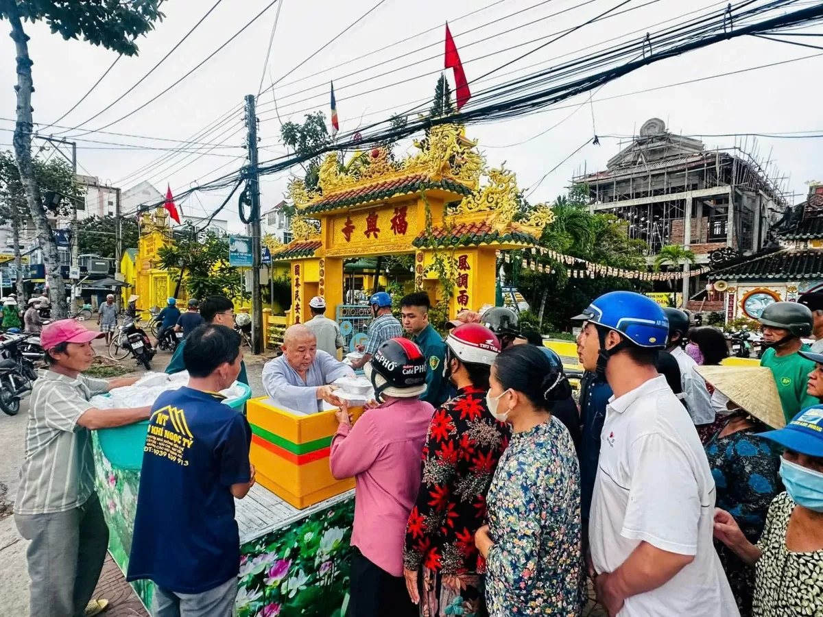 Ấm lòng bếp Phạn Duyên, hành trình ba năm vì cộng đồng