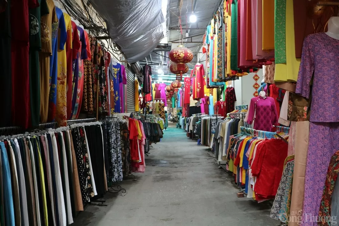 Thăm làng lụa đầu tiên của Việt Nam lọt top thế giới