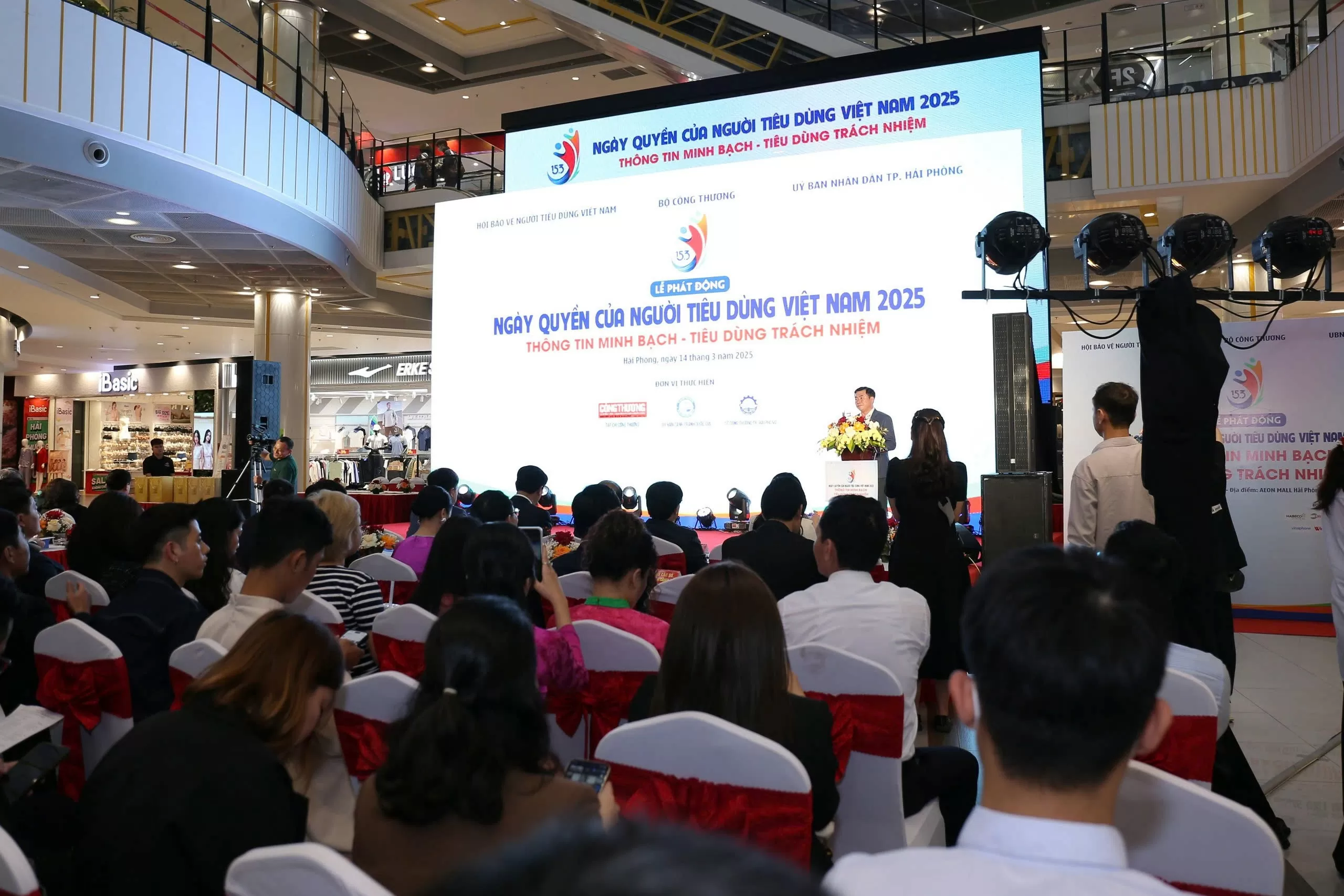 Chùm ảnh: Lễ phát động Ngày Quyền của người tiêu dùng Việt Nam năm 2025