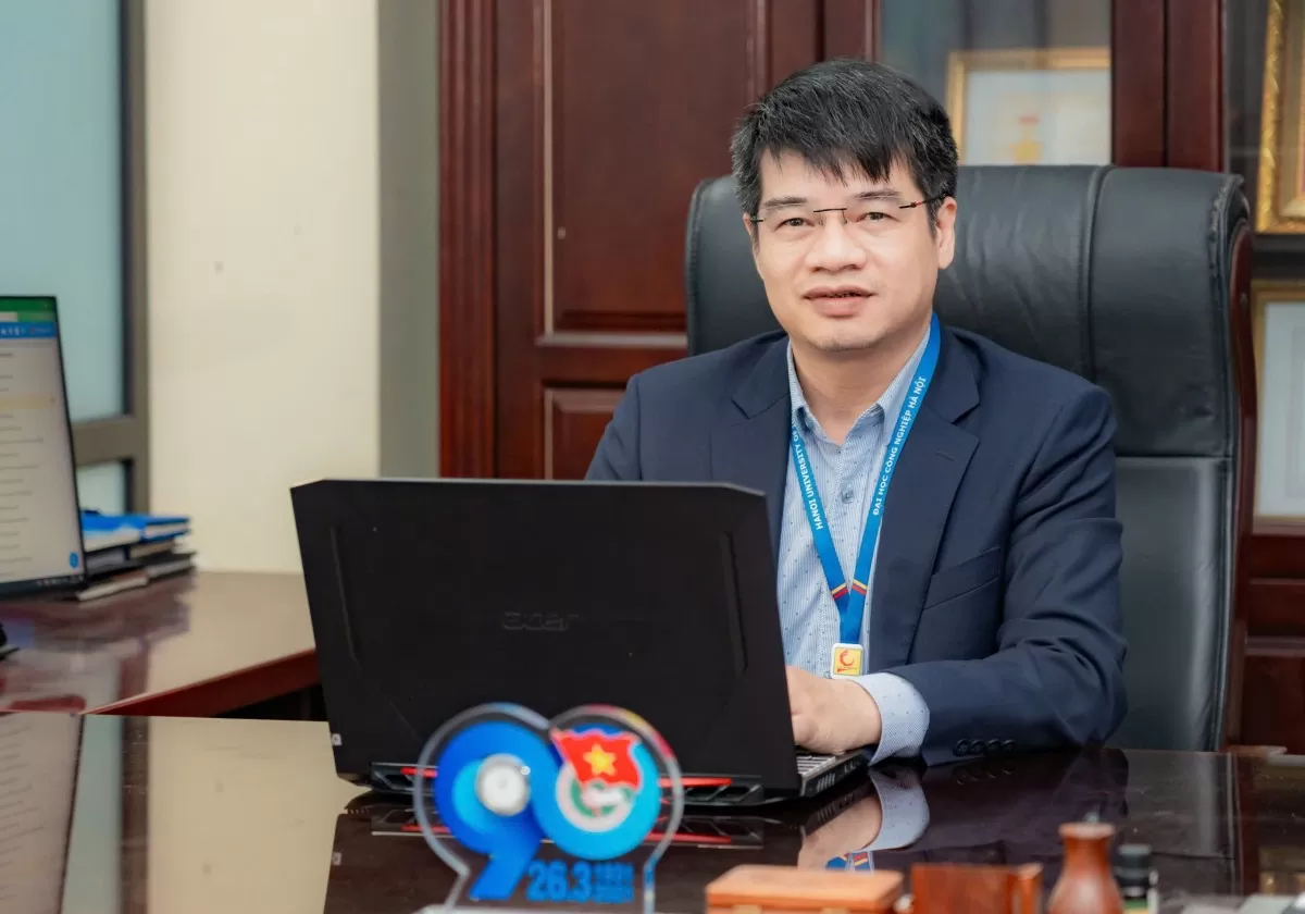 HaUI đi đầu trong chuyển đổi số, xây dựng đại học thông