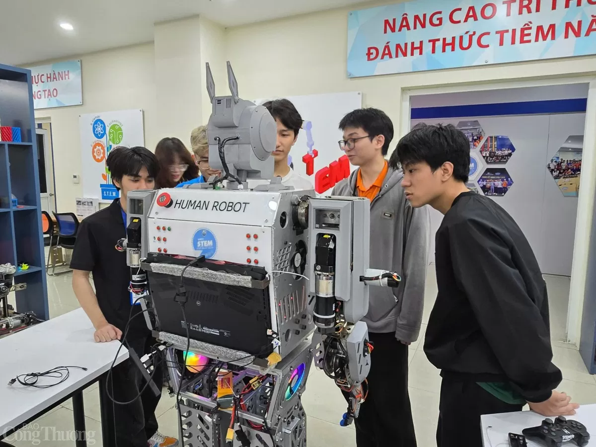 Ngày hội việc làm UNETI đón nhận hơn 7.000 vị trí công