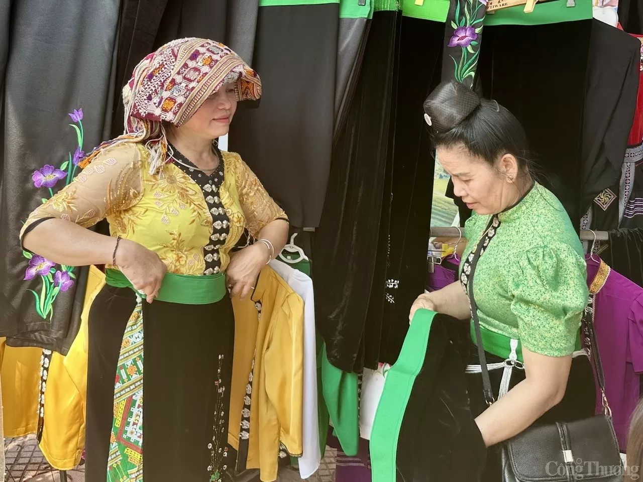 Điện Biên: Đón hơn 50.000 lượt khách trong Lễ hội Hoa ban