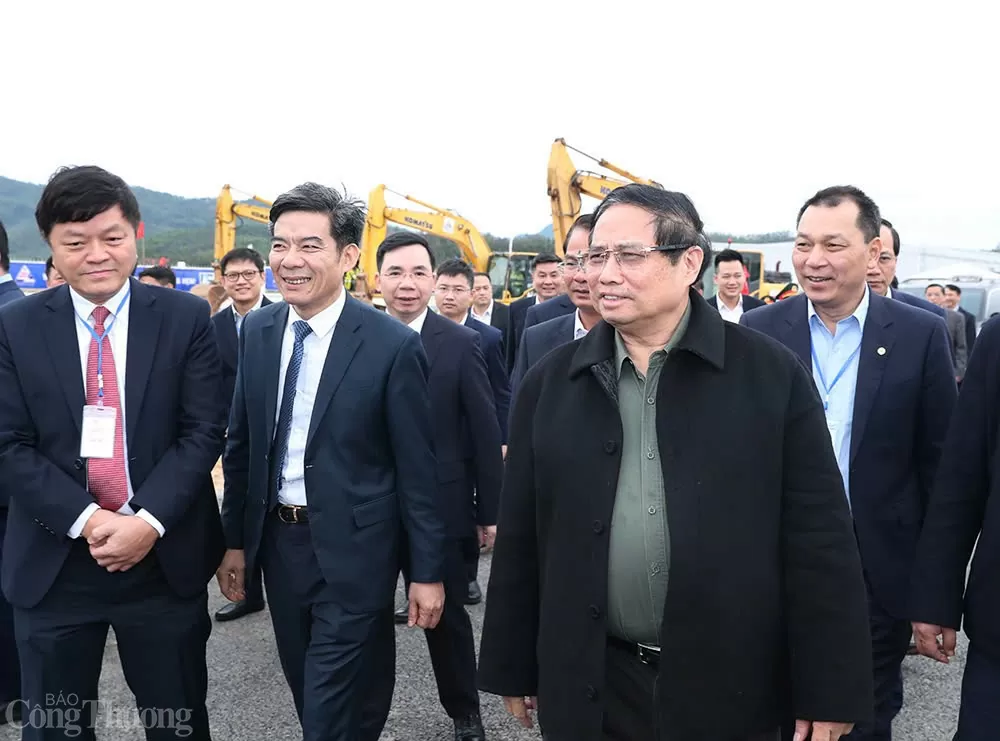 Thủ tướng dự khởi công thi công đường dây 500kV Lào Cai-
