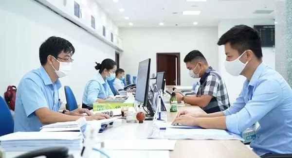 Bộ Nội vụ có đề xuất về việc xác định tiền lương hiện hưởng để tính chính sách, chế độ cho cán bộ khi tinh gọn. Ảnh: Bộ Nội vụ