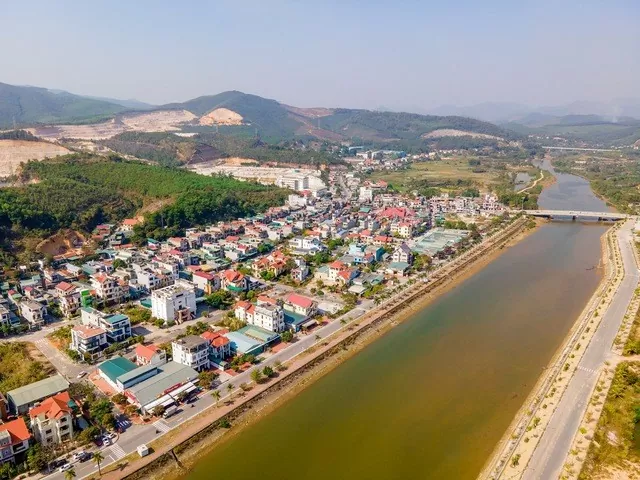 xã sau sáp nhập phải đạt ít nhất 300% tiêu chuẩn hiện hành về diện tích và dân số. Ảnh minh họa: Trường Hùng 