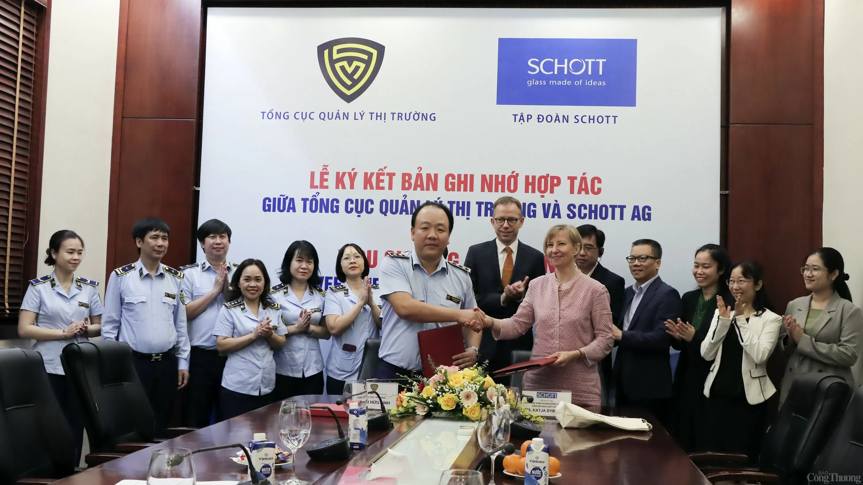 Hợp tác quốc tế: Tăng hiệu quả chống buôn lậu, hàng giả