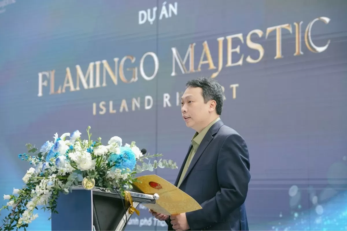 Đồng chí Nguyễn Huy Dũng, Phó Bí thư Tỉnh ủy, Chủ tịch UBND tỉnh Thái Nguyên phát biểu tại Lễ khởi công
