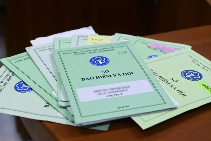 Quy định về tiền lương đóng bảo hiểm xã hội từ ngày 1/7/2025 sẽ mở rộng đối tượng tham gia và lộ trình áp dụng cho hộ kinh doanh, nhằm đảm bảo công bằng, minh bạch và bền vững quỹ bảo hiểm. Ảnh: Hà Phương