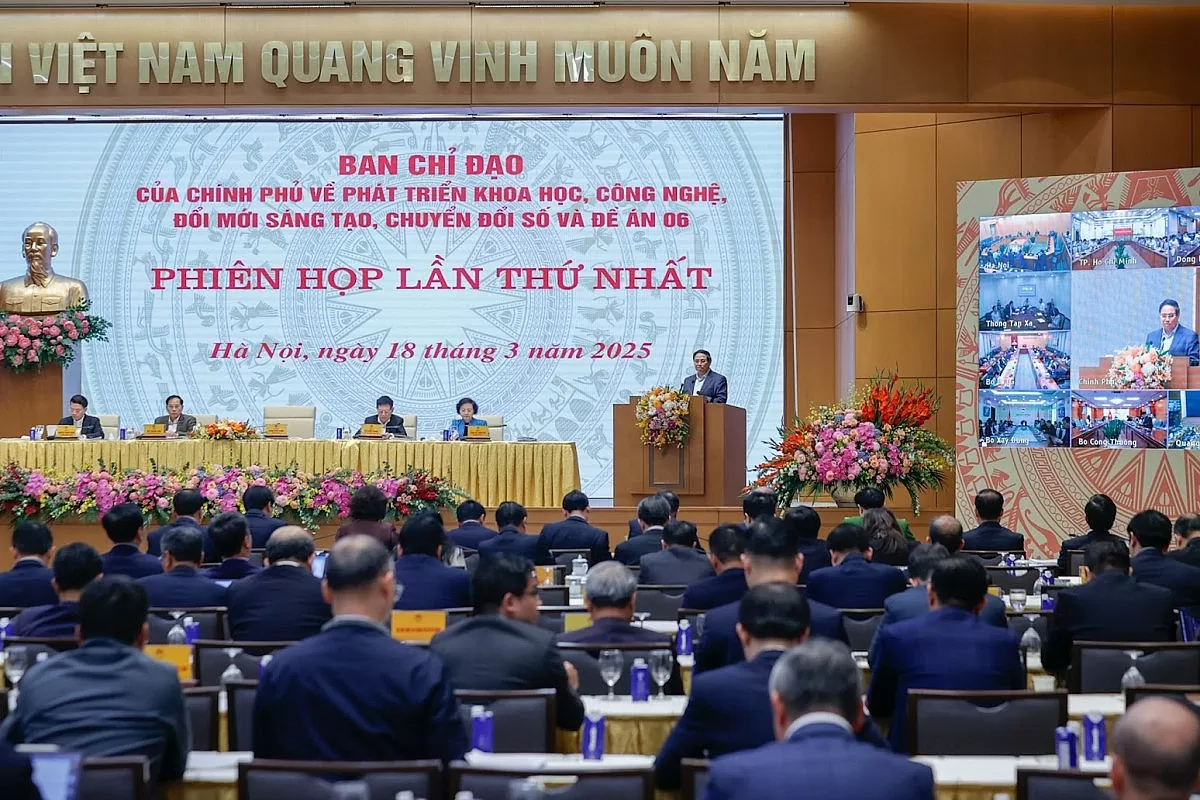 Thủ tướng: Mới có 30% doanh nghiệp ứng dụng công nghệ số