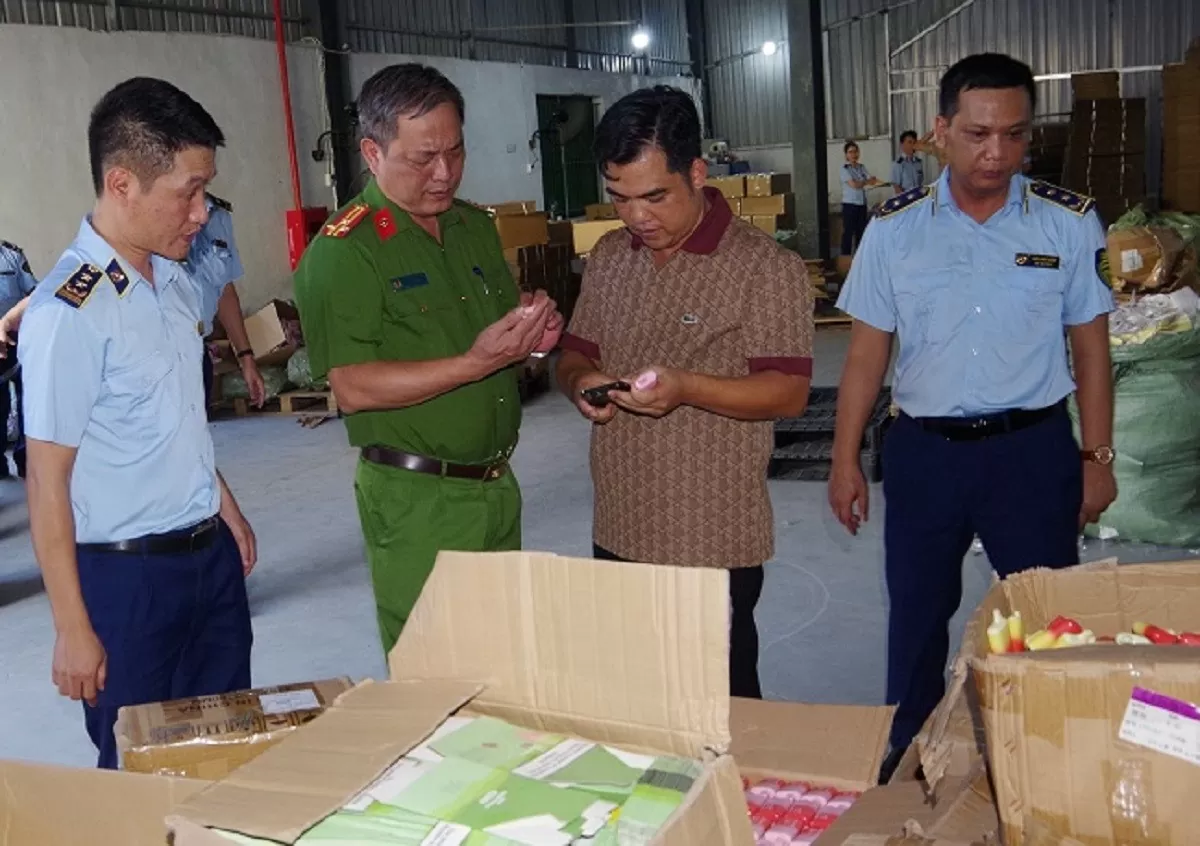 Xử lý nghiêm cán bộ bao che, làm ngơ cho thuốc lá nhập lậu