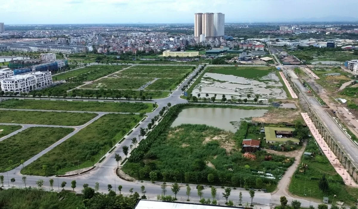 thị trường bất động sản xảy ra tình trạng quảng cáo sai sự thật về việc sáp nhập tỉnh thành để thu hút nhà đầu tư mua nhà đất. 