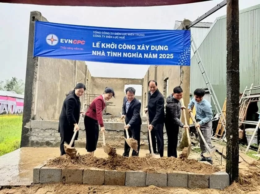 Điện lực Huế: Hỗ trợ xây dựng 5 nhà tình nghĩa