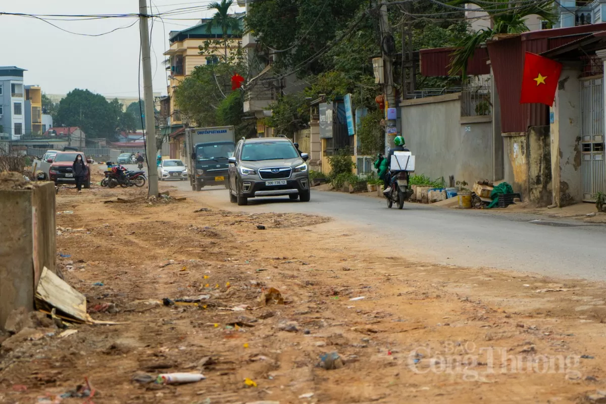 Hà Nội: Trạm bơm Yên Nghĩa 7.466 tỷ ngổn ngang rác thải Hà Nội: Trạm bơm Yên Nghĩa 7.466 tỷ đồng ngổn ngang rác thải
