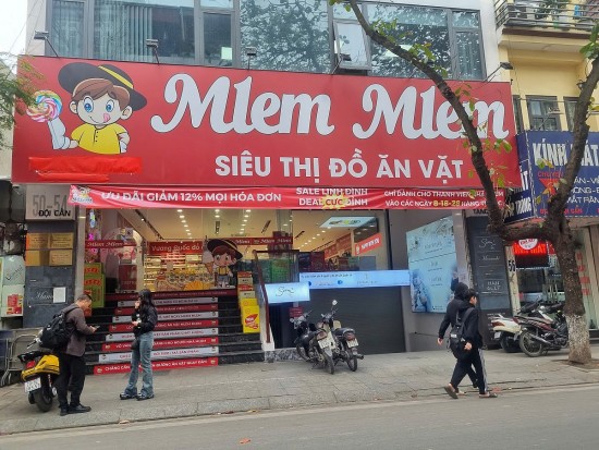 ha noi gian nan tim han su dung thuc pham trong sieu thi