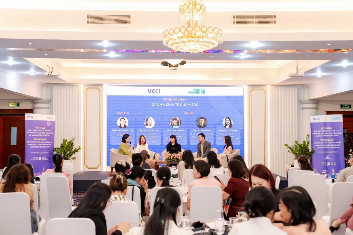 Phụ nữ đang phải làm việc nhà gấp đôi nam giới