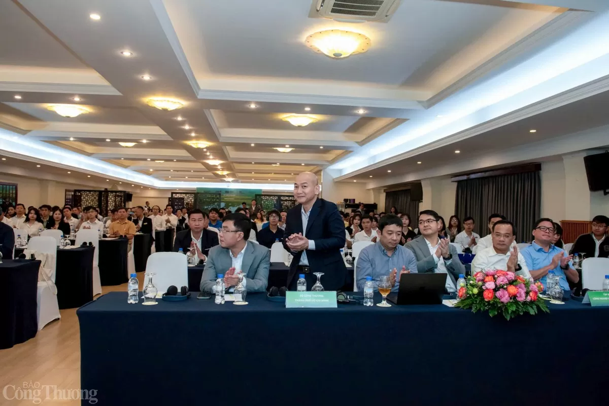 Niêm yết các sản phẩm mới trên Sở Giao dịch Hàng hoá: Hoạt động cụ thể trong xây dựng Trung tâm tài chính