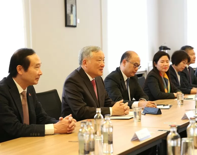 Phó Thủ tướng Thường trực Chính phủ Nguyễn Hòa Bình mong muốn Luxembourg chia sẻ kinh nghiệm và hỗ trợ Việt Nam về các vấn đề thị trường tài chính, phát triển tài chính xanh, quản lý fintech, tài sản mã hóa, tiền mã hóa - Ảnh: VGP/Nguyễn Hoàng