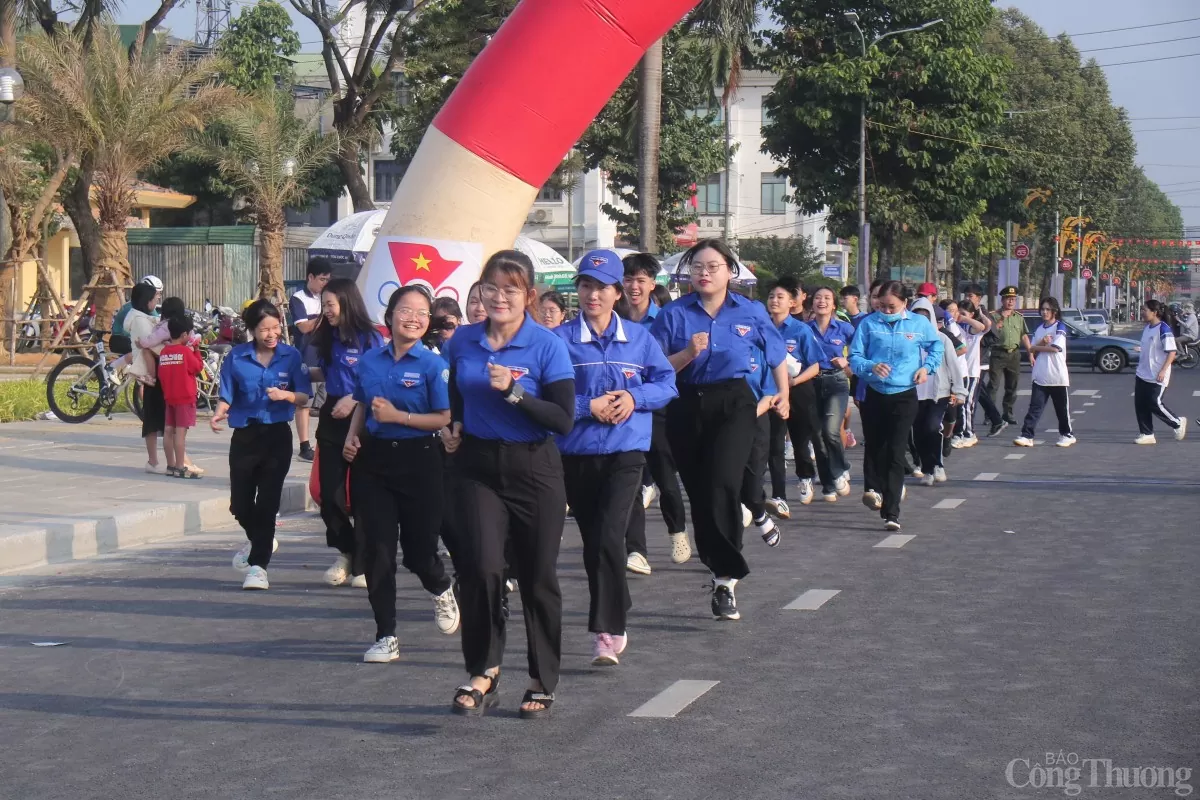 Tỉnh Quảng Ngãi tổ chức Ngày chạy Olympic vì sức khỏe toàn dân năm 2025 Tỉnh Quảng Ngãi tổ chức Ngày chạy Olympic vì sức khỏe toàn dân năm 2025