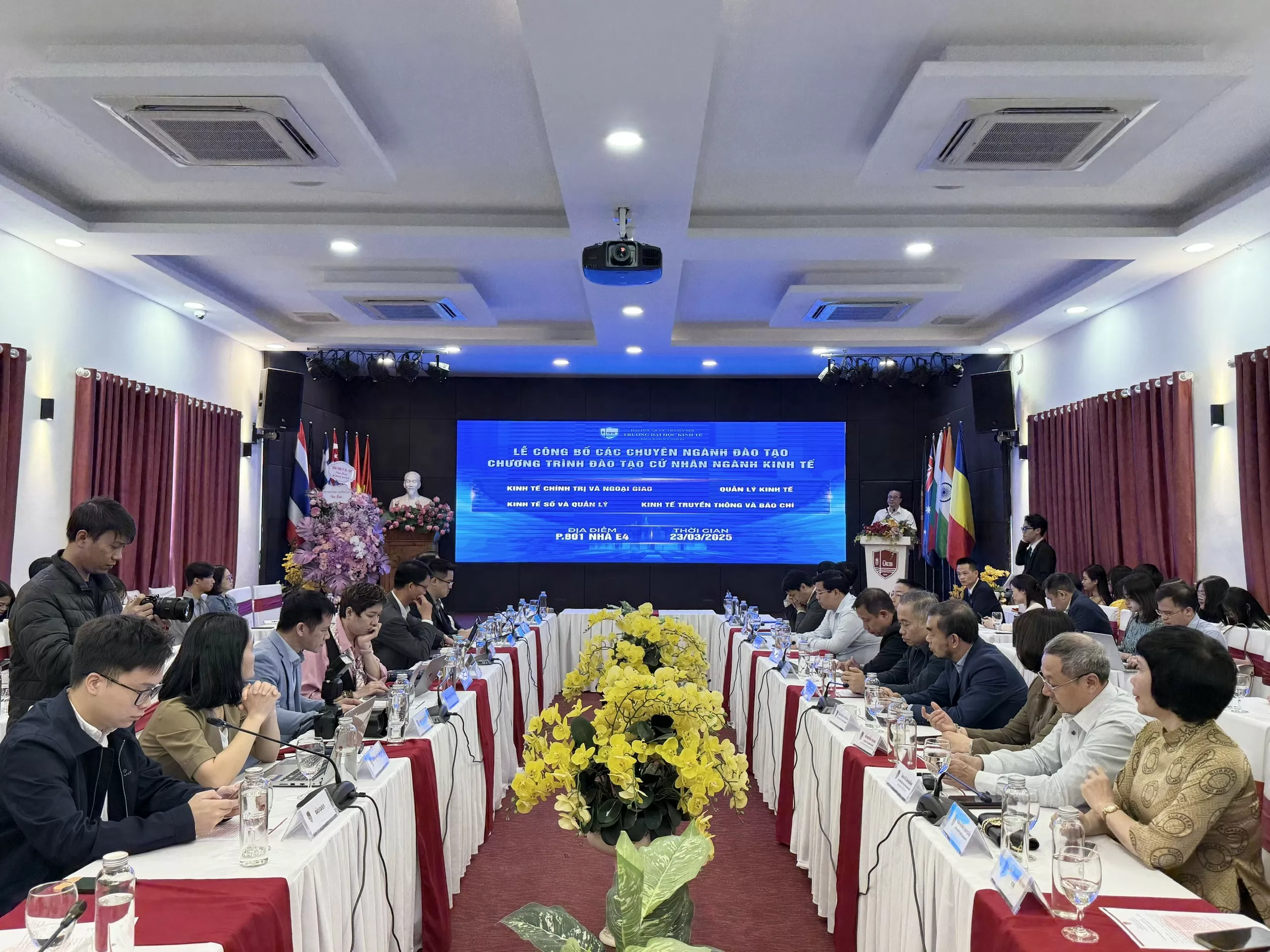 Tuyển sinh 2025: Khối ngành kinh tế có gì mới?