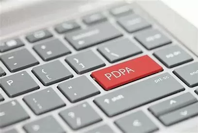 Các công cụ như MyInfo và Singapore's Personal Data Protection Act (PDPA) giúp người dân truy cập thông tin cá nhân một cách an toàn và thuận tiện, đồng thời giảm thiểu tình trạng lừa đảo và gian lận trực tuyến. Ảnh minh họa