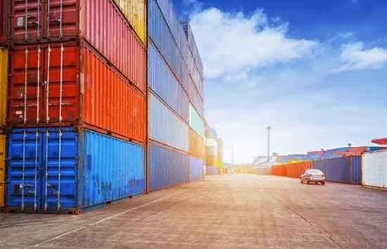 Doanh nghiệp Algeria mời thầu 2.136 container