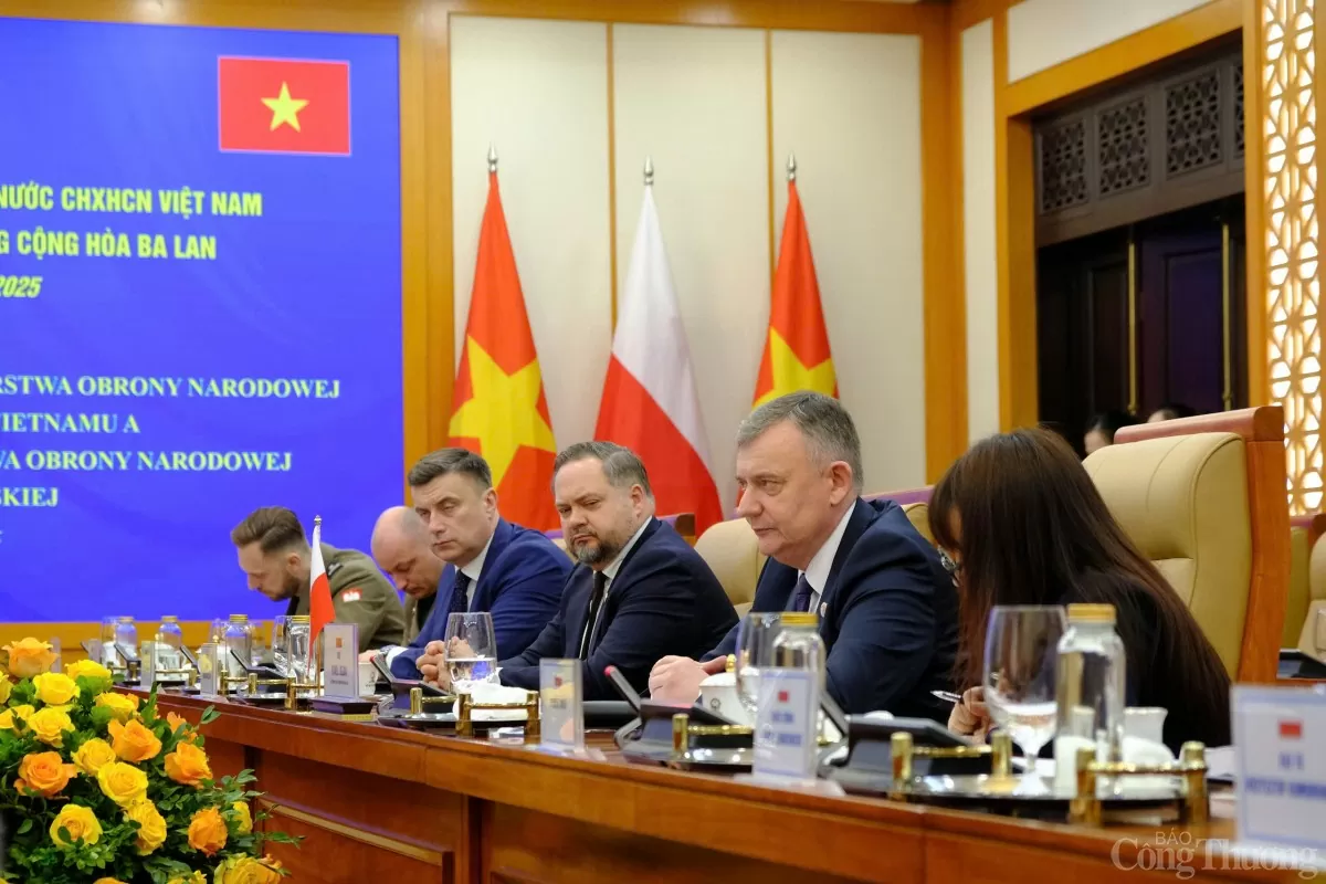 Việt Nam - Ba Lan nhất trí tăng cường hợp tác quốc phòng