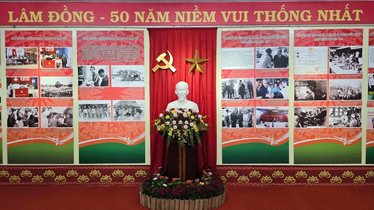 Triển lãm ảnh Lâm Đồng - 50 năm niềm vui thống nhất