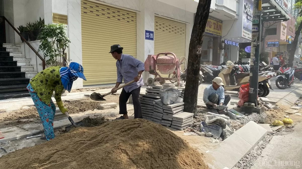 TP. Hồ Chí Minh: Đồng loạt vỉa hè được thay 'áo mới'