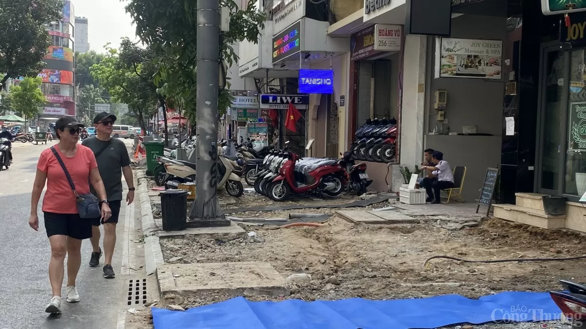 TP. Hồ Chí Minh: Đồng loạt vỉa hè được thay 'áo mới'