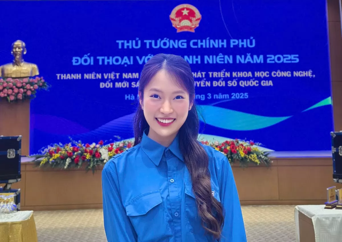 MC Khánh Vy nhấn mạnh đoàn viên không chỉ là danh xưng, mà còn là dấu ấn của sự nhiệt huyết, trách nhiệm và tinh thần tiên phong
