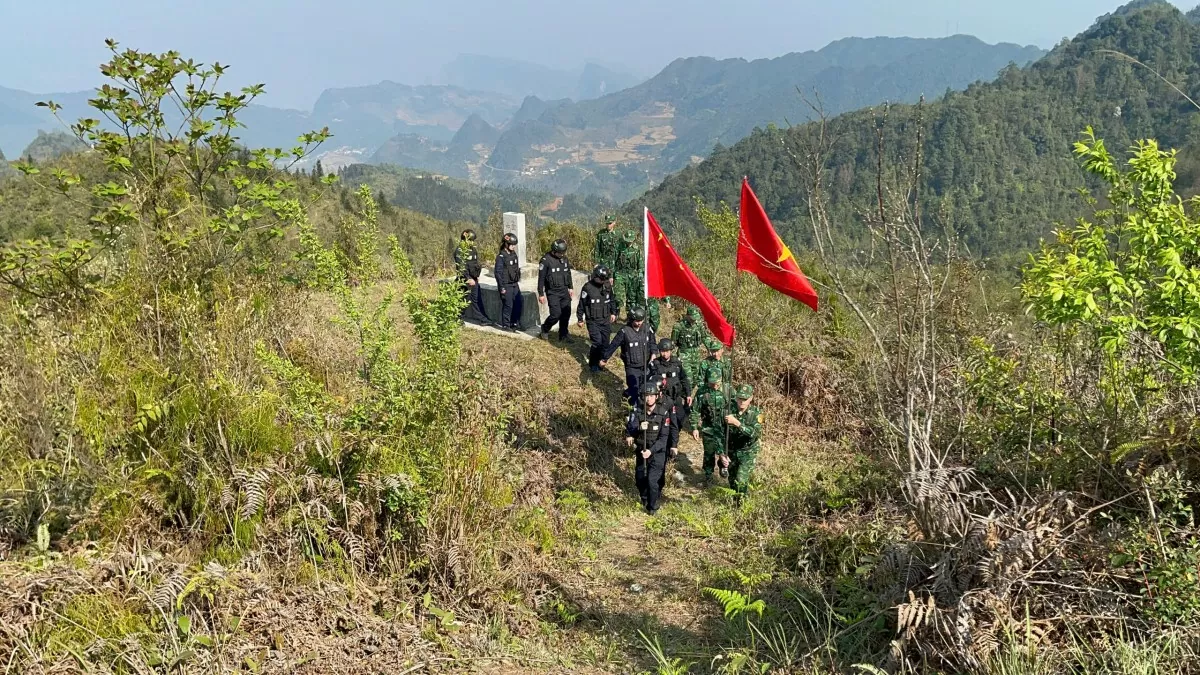 Tuần tra song phương biên giới Việt Nam – Trung Quốc