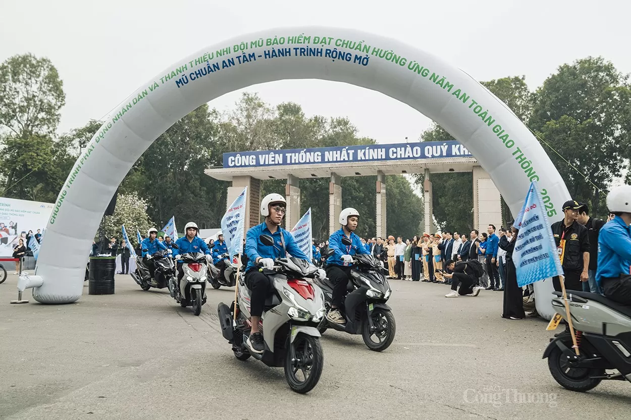 Xây dựng văn hóa giao thông từ tuổi trẻ Xây dựng văn hóa giao thông từ tuổi trẻ