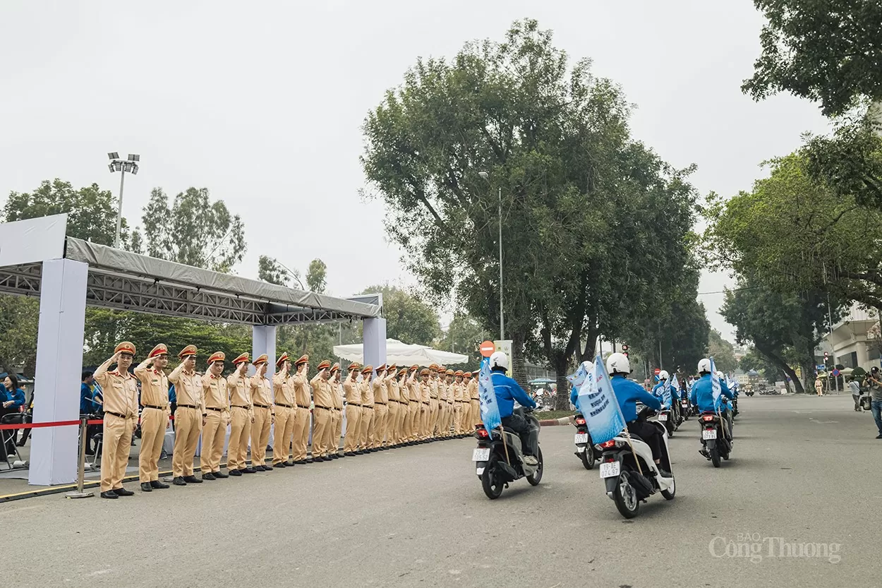 Xây dựng văn hóa giao thông từ tuổi trẻ Xây dựng văn hóa giao thông từ tuổi trẻ