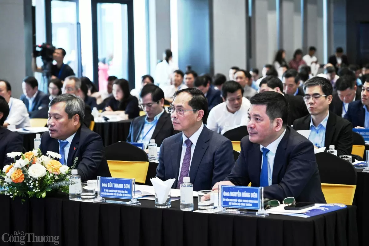 Bộ trưởng Nguyễn Hồng Diên dự hội thảo phát triển công nghiệp