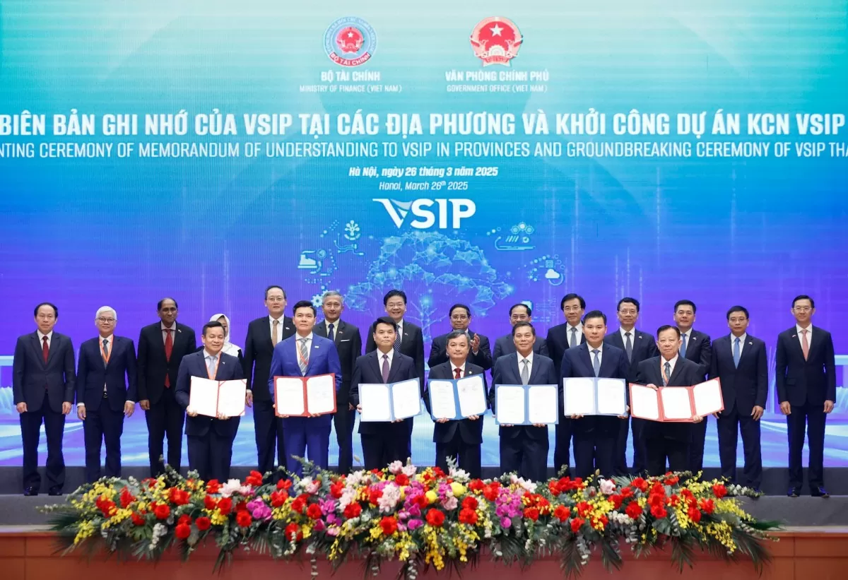 Việt Nam - Singapore ký hợp tác thương mại điện xuyên biên giới