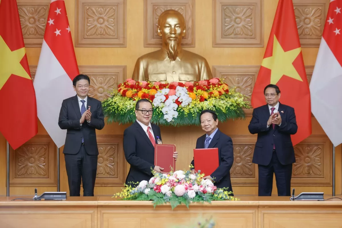 Việt Nam - Singapore ký hợp tác thương mại điện xuyên biên giới