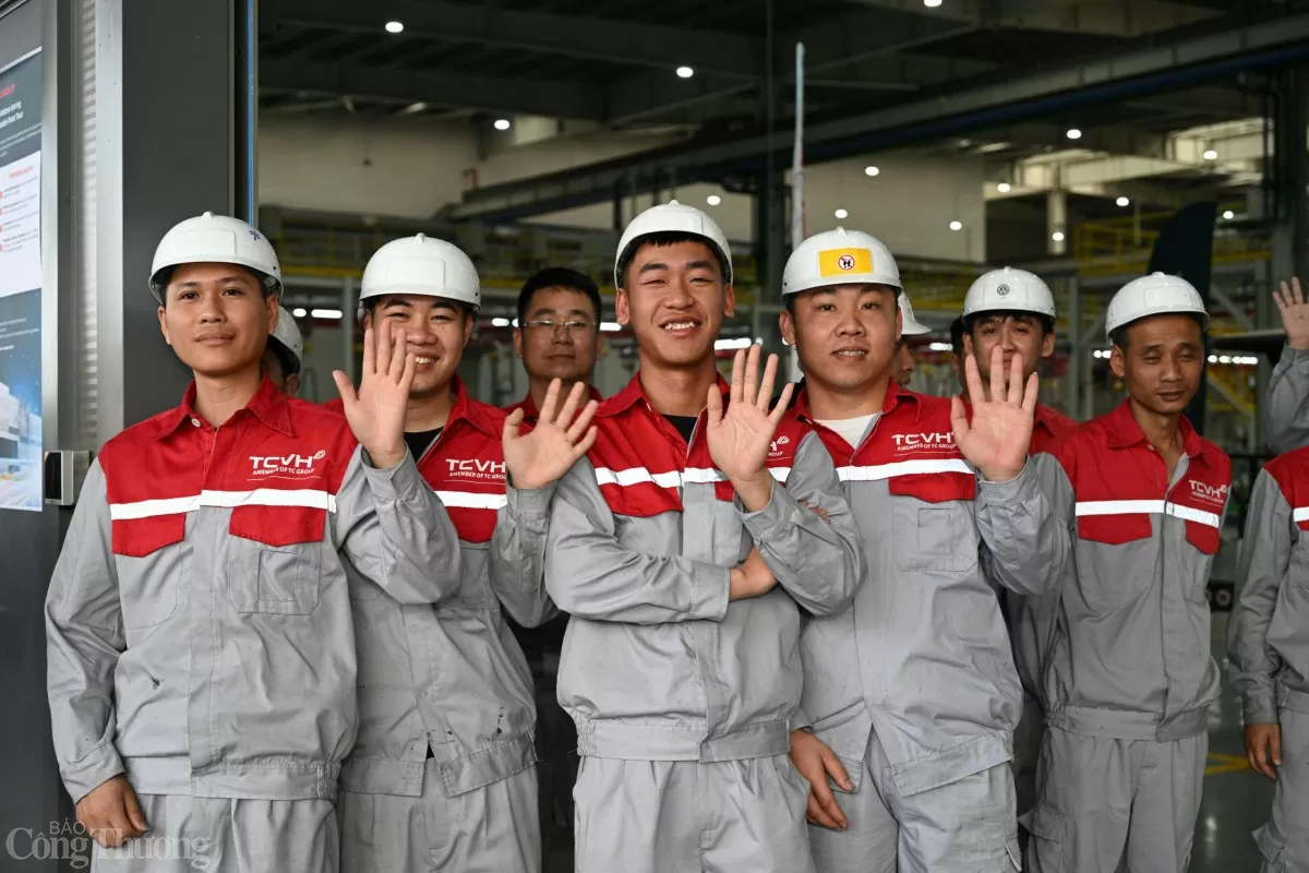 Khánh thành nhà máy Việt Hưng