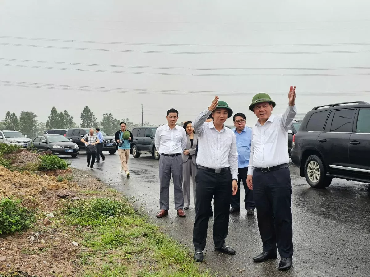 Bộ trưởng Nguyễn Hồng Diên làm việc với tỉnh Bắc Giang về giải pháp thúc đẩy phát triển