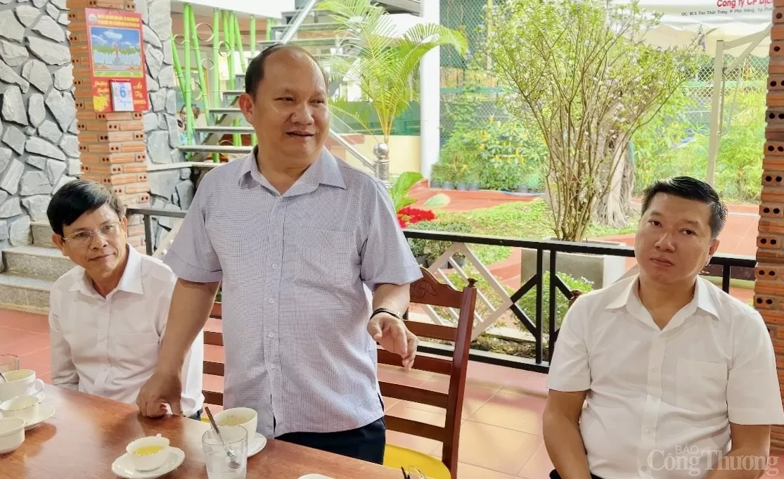cà phê doanh nhân
