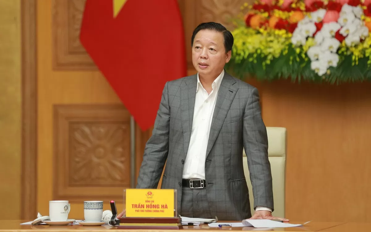Phó Thủ tướng Trần Hồng Hà chủ trì cuộc họp